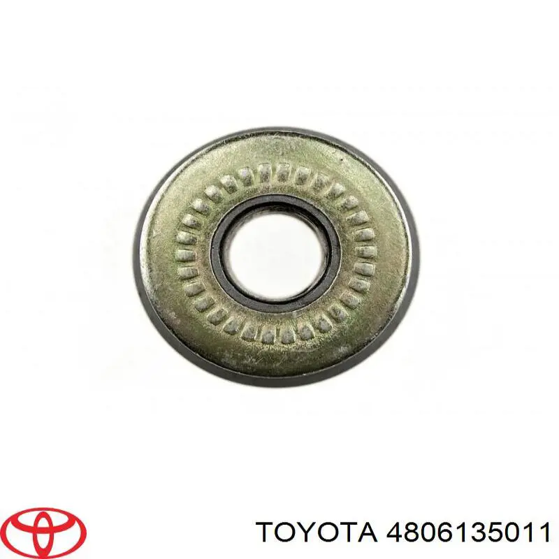 Сайлентблок переднего нижнего рычага Toyota 4806135011
