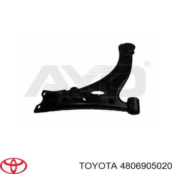 Рычаг передней подвески левый 4806905020 Toyota