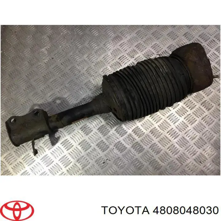 Купить 4808048030 Toyota Амортизатор задний правый