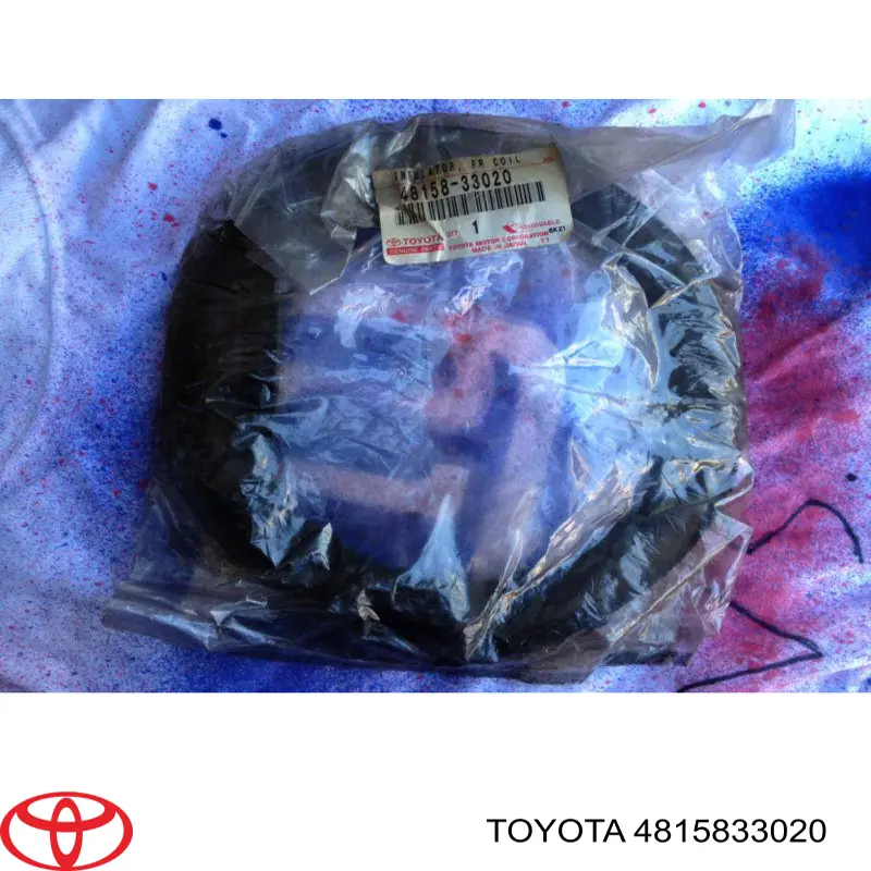 4815833020 Toyota проставка (резиновое кольцо пружины передней нижняя)