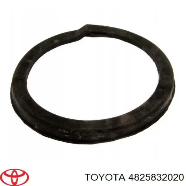4825832020 Toyota проставка (резиновое кольцо пружины задней нижняя)