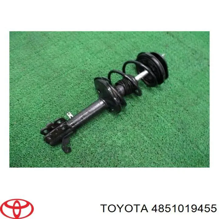 Амортизатор передний правый 4851019455 Toyota