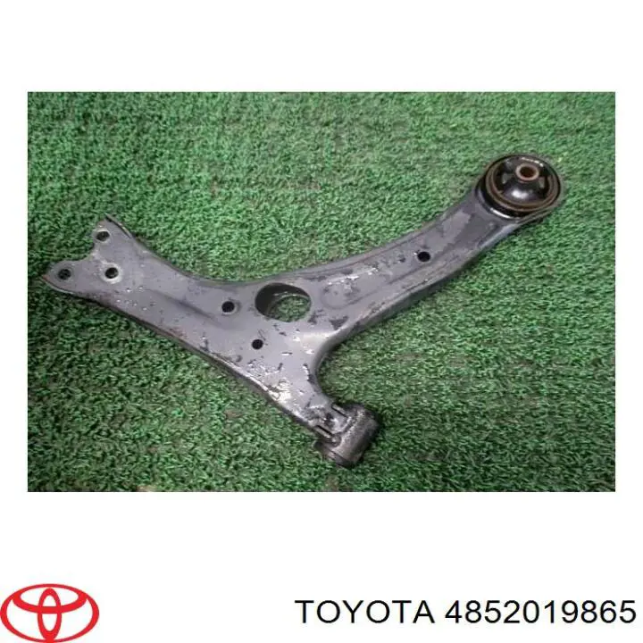 Амортизатор передней подвески левой Toyota 4852019865 цена, от 44.13 USD