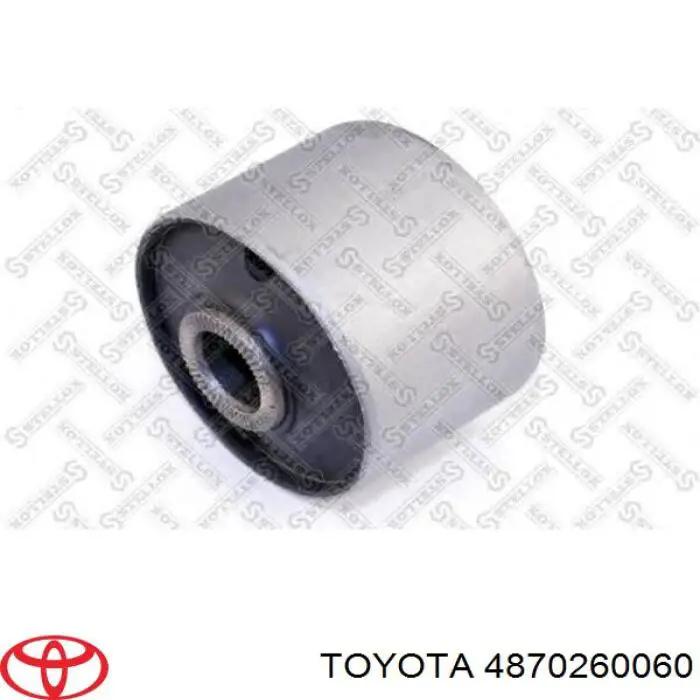 Сайлентблок заднего продольного нижнего рычага Toyota 4870260060