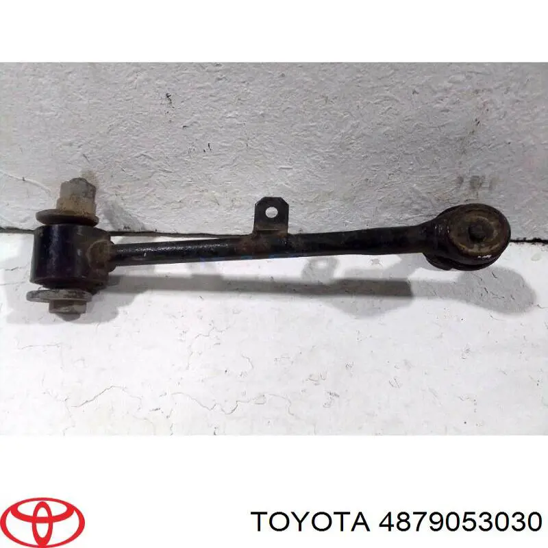 Braço oscilante superior esquerdo/direito de suspensão traseira Toyota 4879053030 preço, a partir de 83,51 USD