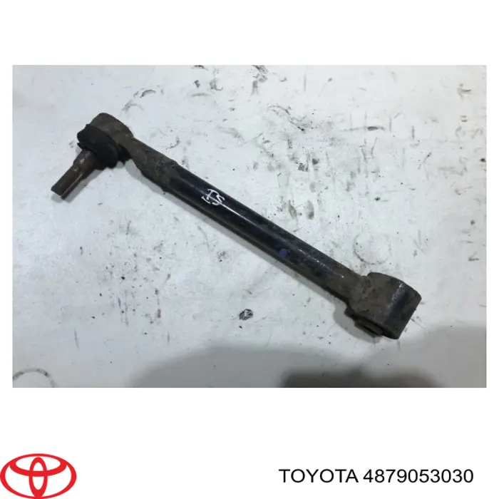 Braço oscilante superior esquerdo/direito de suspensão traseira Toyota 4879053030