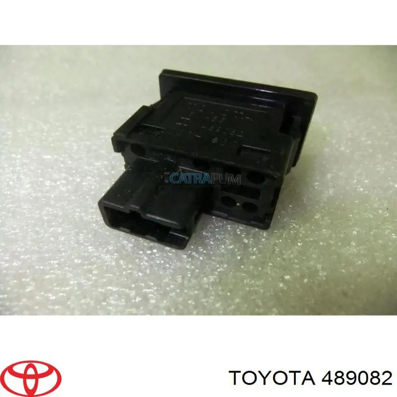 489082 Toyota 