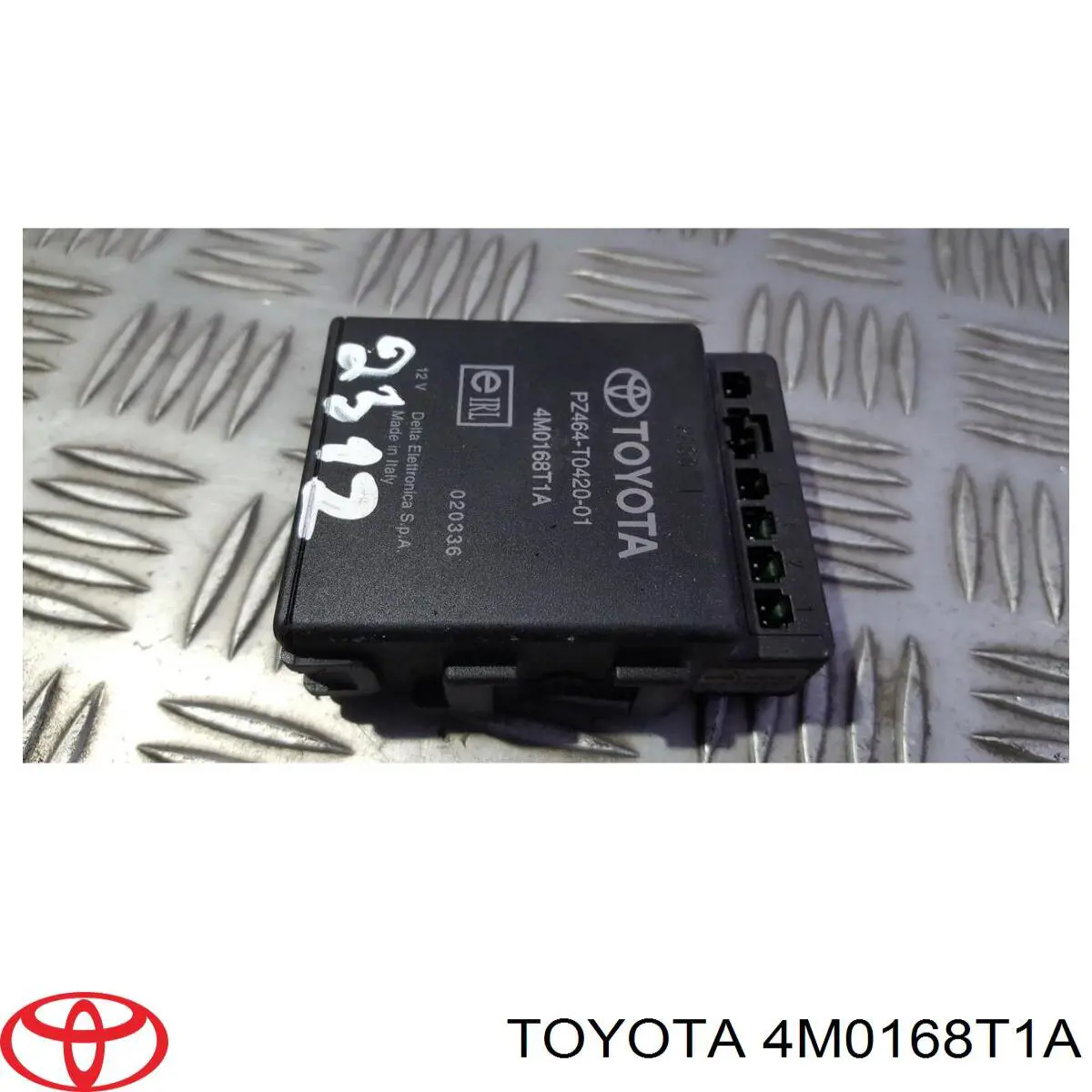  Toyota 4M0168T1A цена, от 42.33 USD