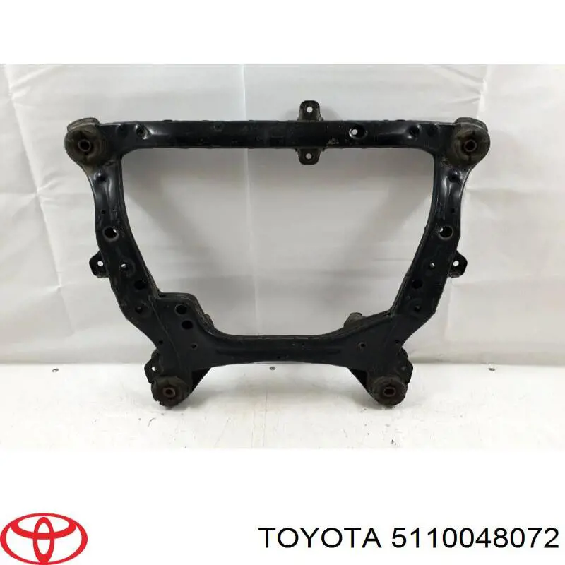5110048072 Toyota балка передней подвески (подрамник)