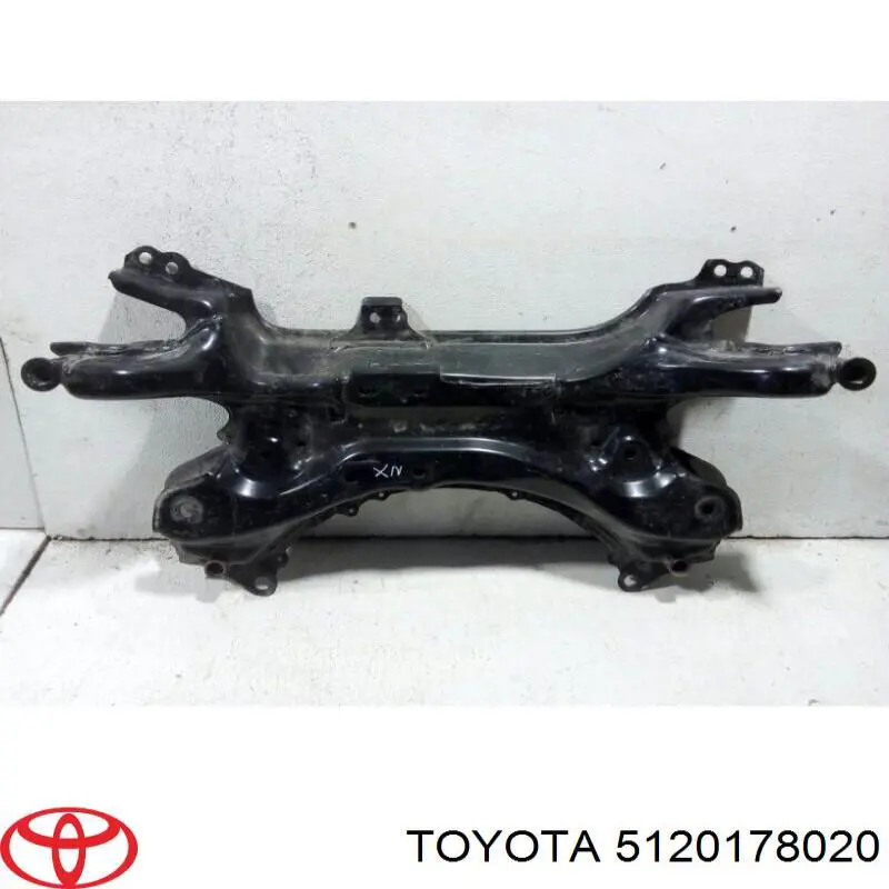 Подрамник передний 5120178020 Toyota