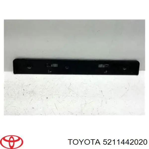 Панель крепления номерного знака переднего на Toyota RAV4 III 
