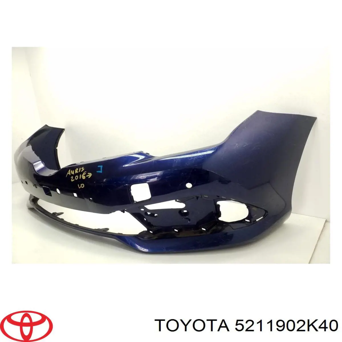 5211902K40 Toyota Бампер передний в сборе