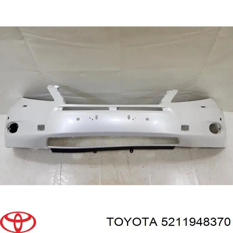 5211948370 Toyota Бампер передний в сборе