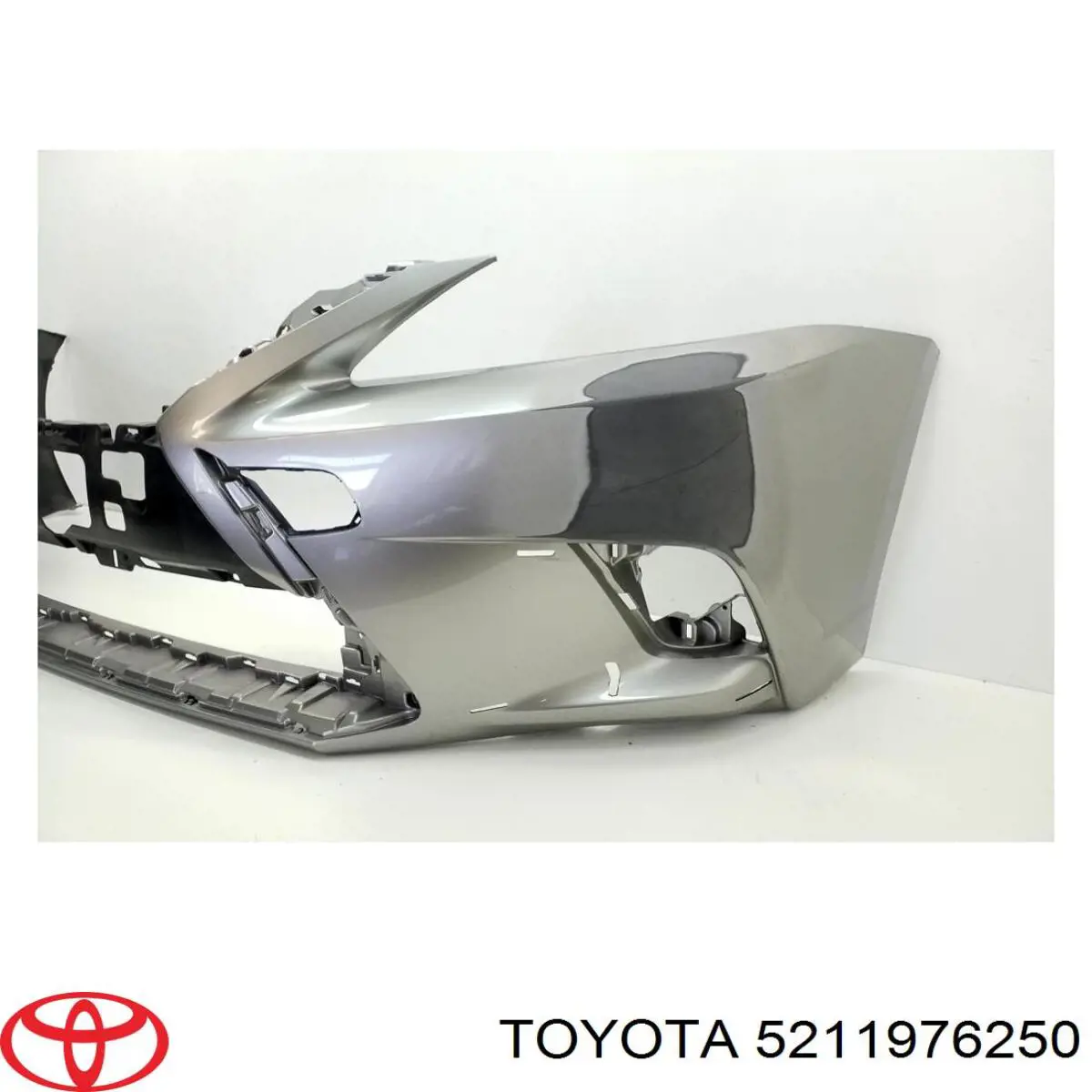 5211976250 Toyota Бампер передний в сборе