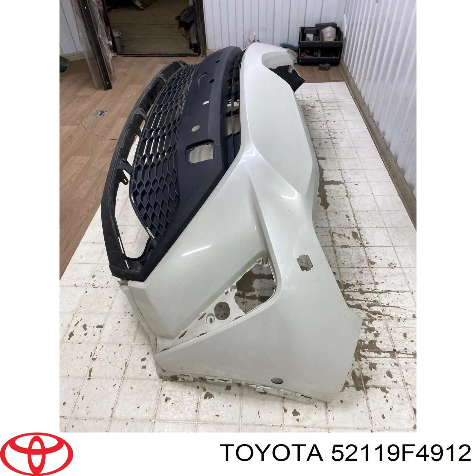 Купить 52119F4912 Toyota Буфер (бампер) передний