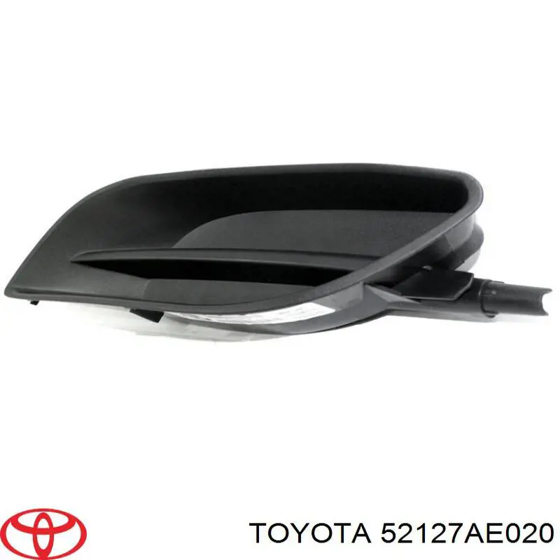 Решетка бампера переднего правая на Toyota Sienna 