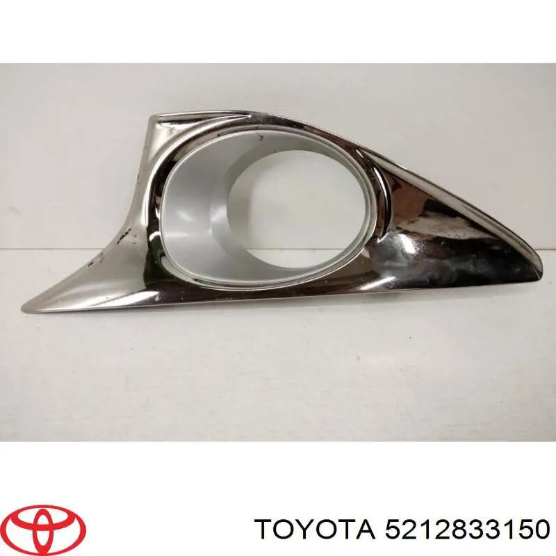 Borda (orla) das luzes de nevoeiro esquerda para Toyota Camry (V50)
