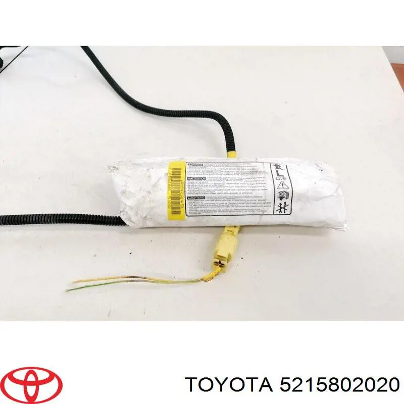 Купить 5215802010 Toyota Кронштейн бампера заднего внешний левый