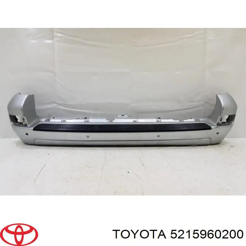 5215960200 Toyota Задний бампер