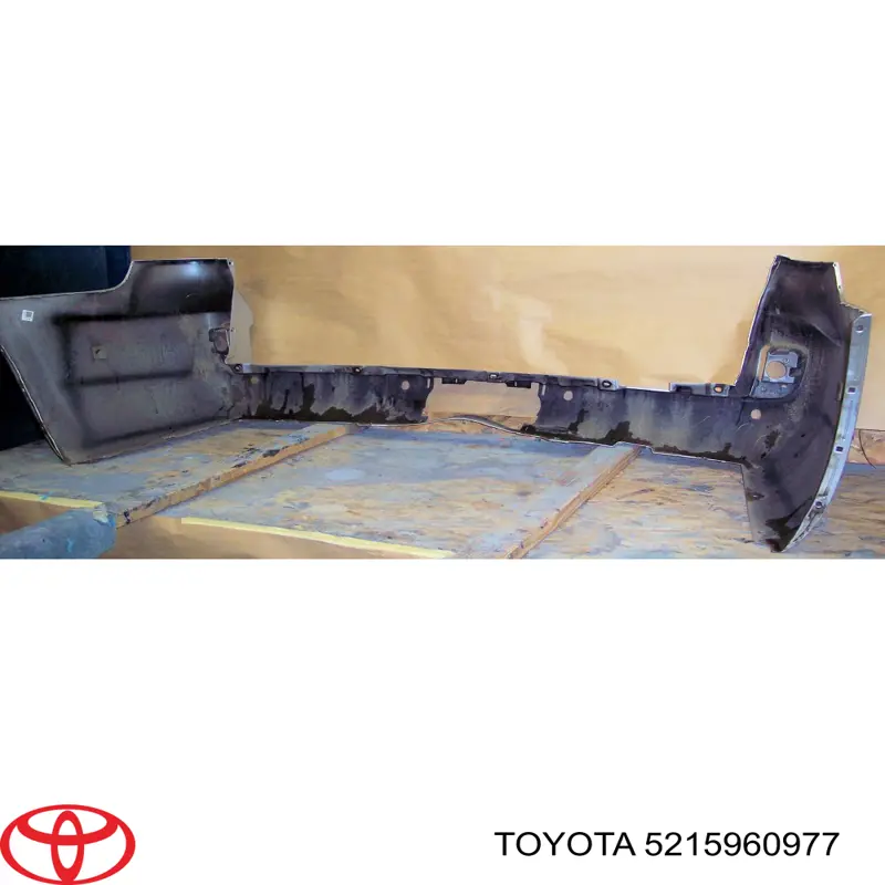 Купить 5215960977 Toyota Задний бампер