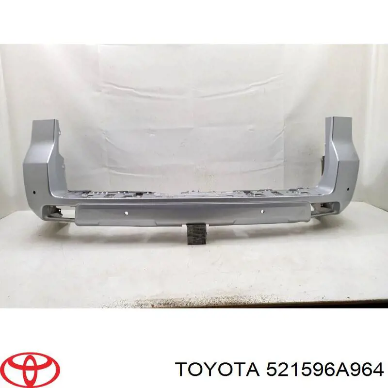 Купить 521596A964 Toyota Задний бампер
