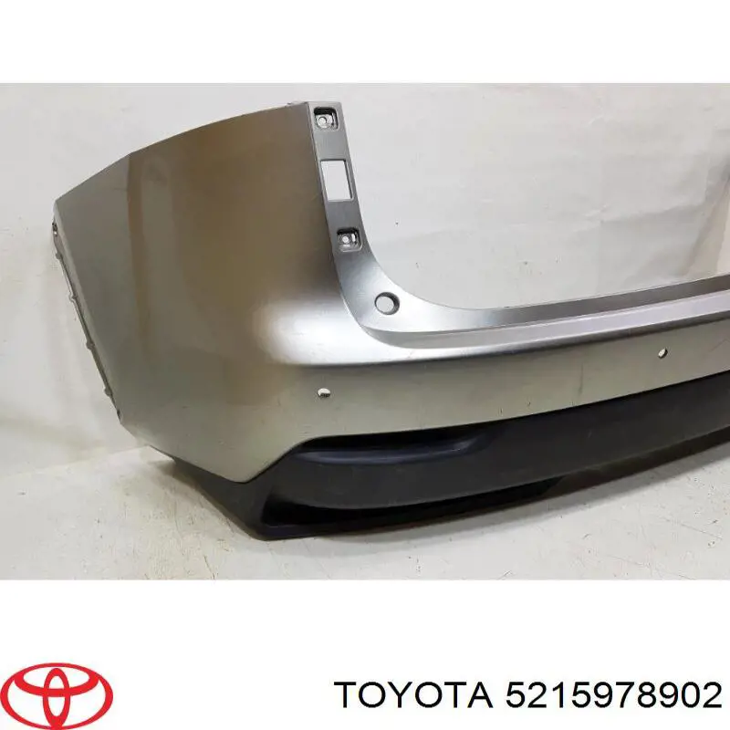 Задний бампер 5215978902 Toyota