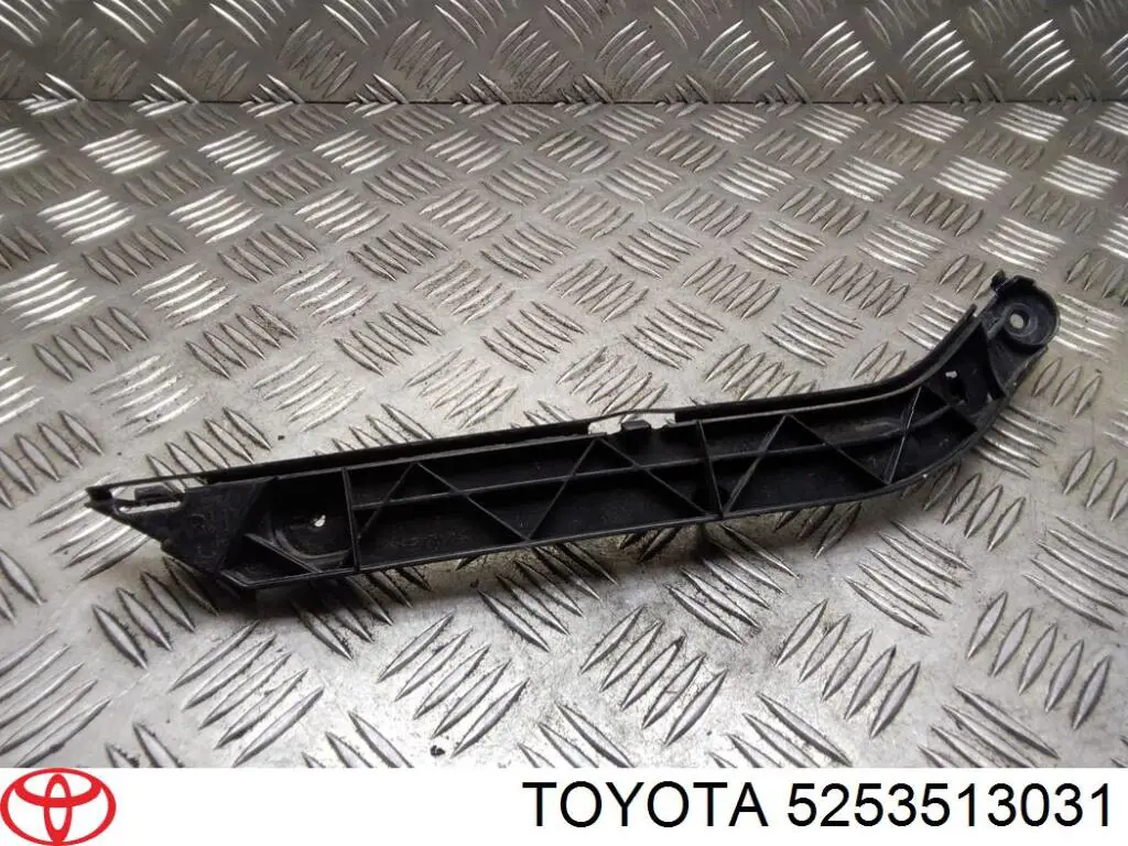 Правое крепление переднего бампера Toyota 5253513031 цена, от 26.20 USD