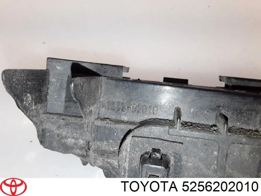 Крепление бамера правое Toyota 5256202010 цена, от 10.14 USD