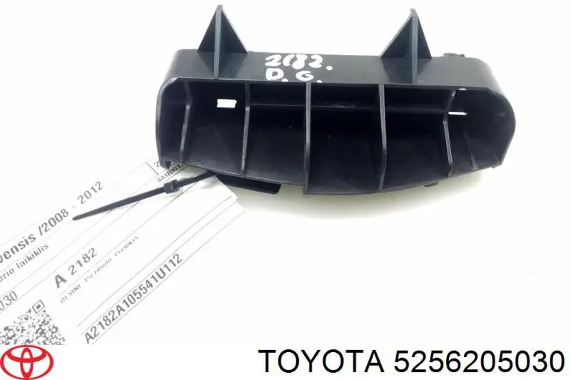 5256205030 Toyota кронштейн бампера заднего правый
