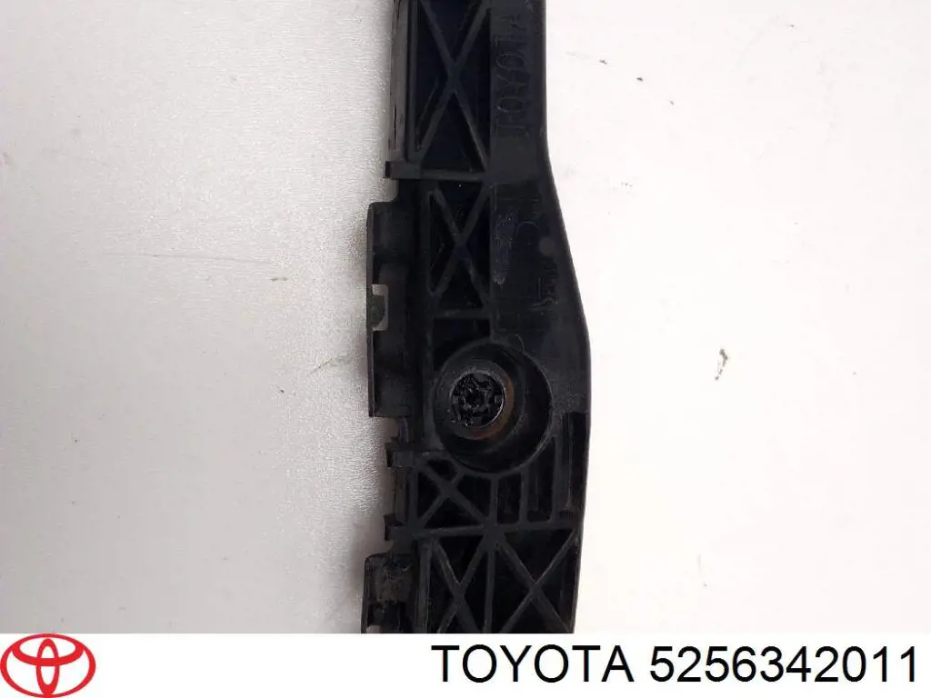 Направляющая заднего бампера левая Toyota 5256342011 цена, от 11.36 USD