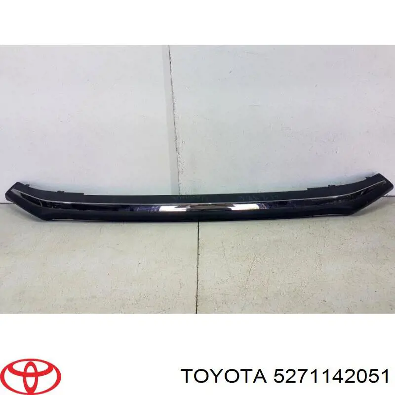5271142051 Toyota Молдинг переднего бампера