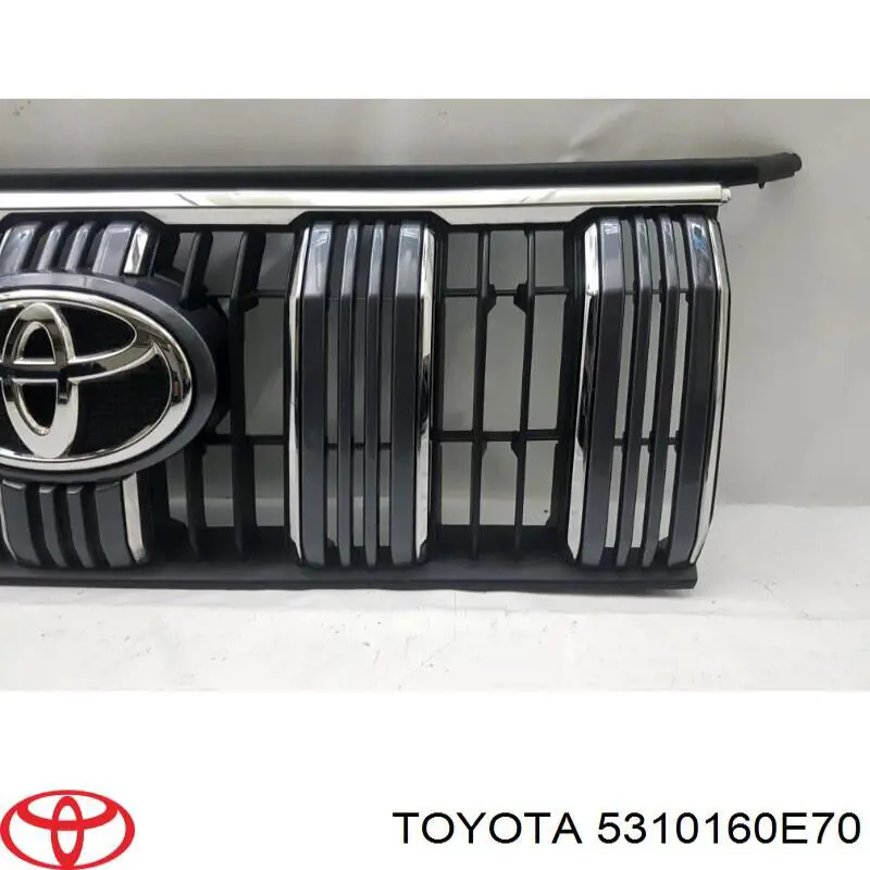 5310160E70 Toyota Решетка радиатора