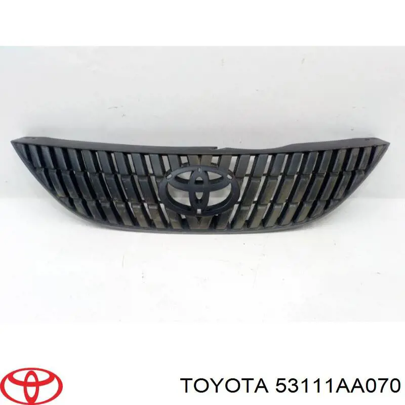 Купить 53111AA070 Toyota Решетка радиатора