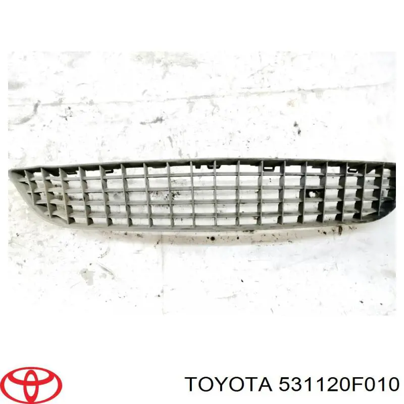 Решетка бампера переднего центральная Signeda PTY99517GA цена, от 18.54 USD