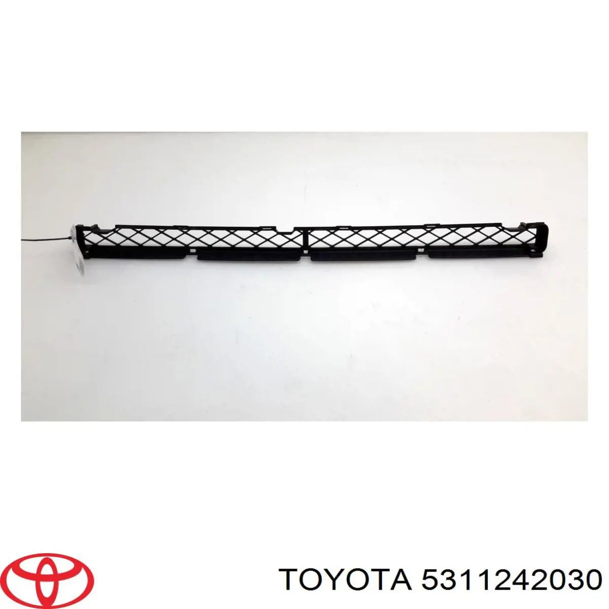 Решетка бампера на Toyota RAV4 II 