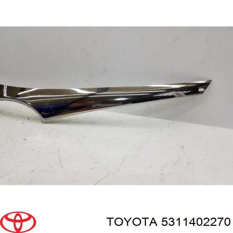 5311402270 Toyota молдинг решетки радиатора верхний