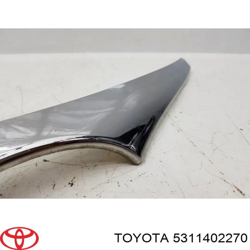 5311402270 Toyota Молдинг решетки радиатора верхний