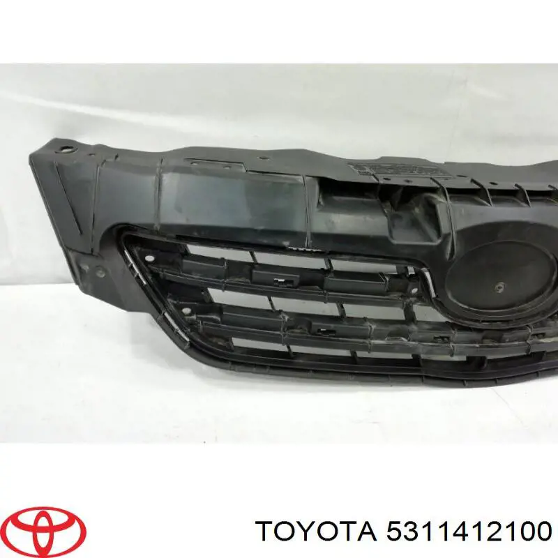 5311412100 Toyota решетка радиатора