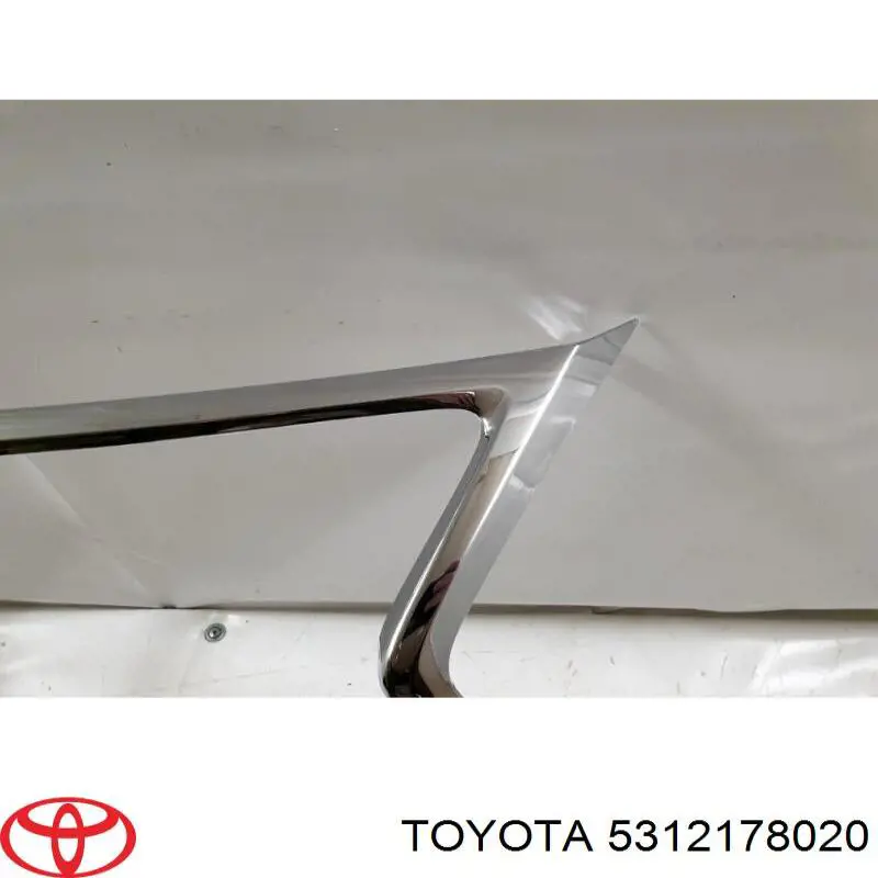 5312178020 Toyota moldura de grelha do radiador