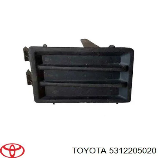 5312205020 Toyota заглушка (решетка противотуманных фар бампера переднего левая)