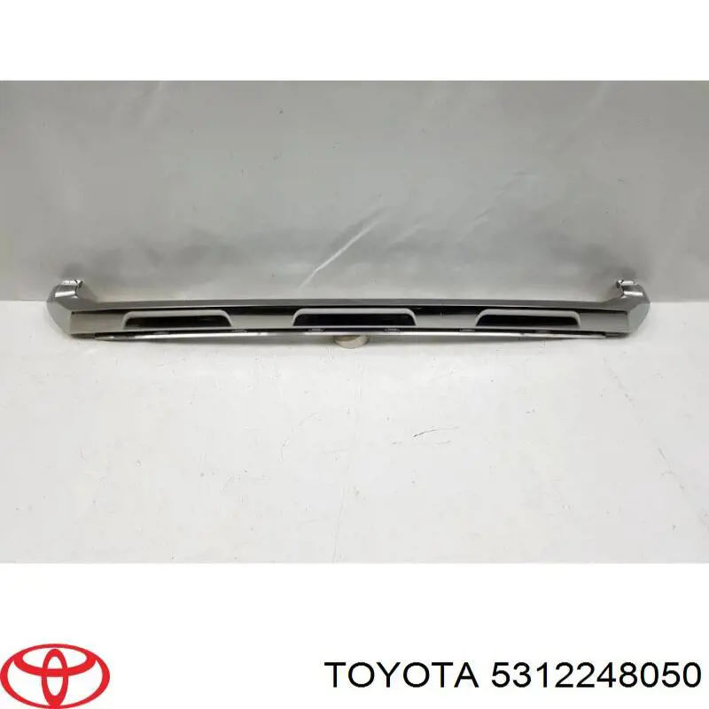 5312248050 Toyota молдинг решетки радиатора нижний