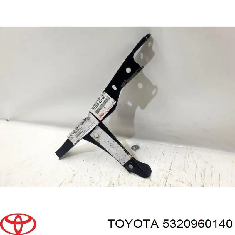 Стояк-крюк замка капота на Toyota Land Cruiser PRADO 