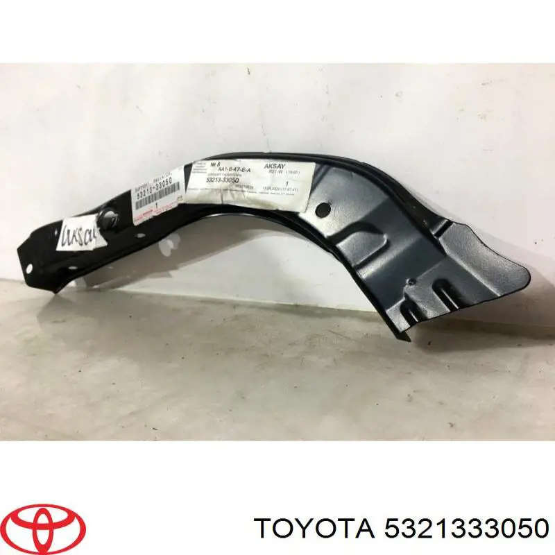 5321333050 Toyota суппорт радиатора верхний (монтажная панель крепления фар)