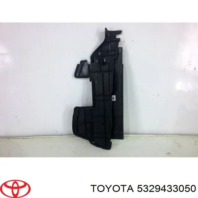 5329433050 Toyota воздуховод (дефлектор радиатора левый)