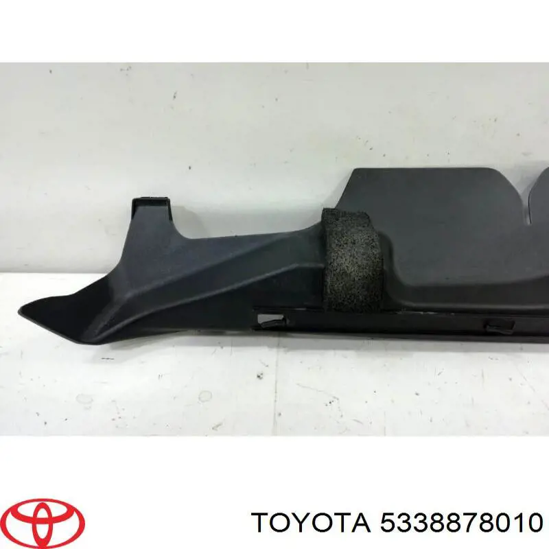 Купить 5338878010 Toyota Уплотнитель капота