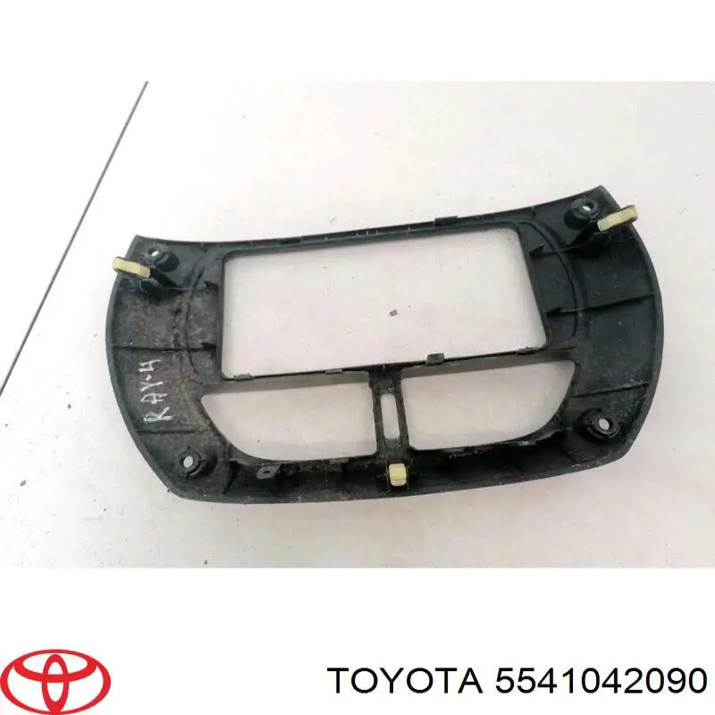 Облицовка щитка приборов "торпедо" 5541042090 Toyota