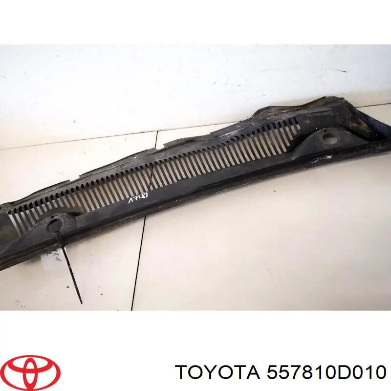 557810D010 Toyota 