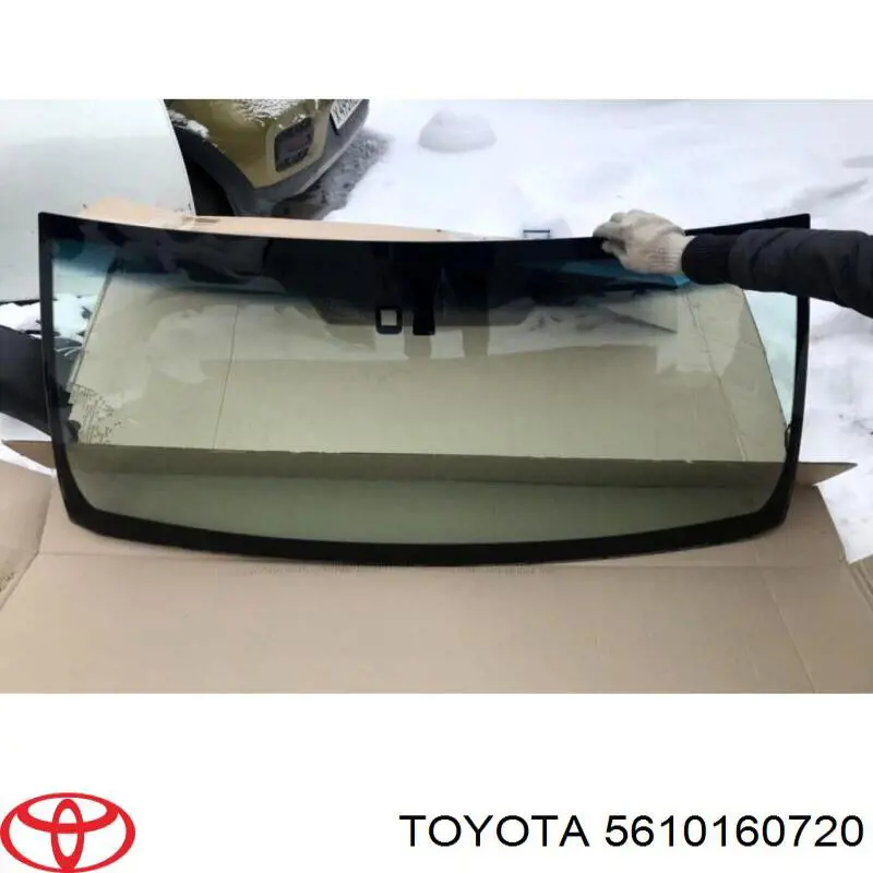 Стекло лобовое  TOYOTA 5610160720