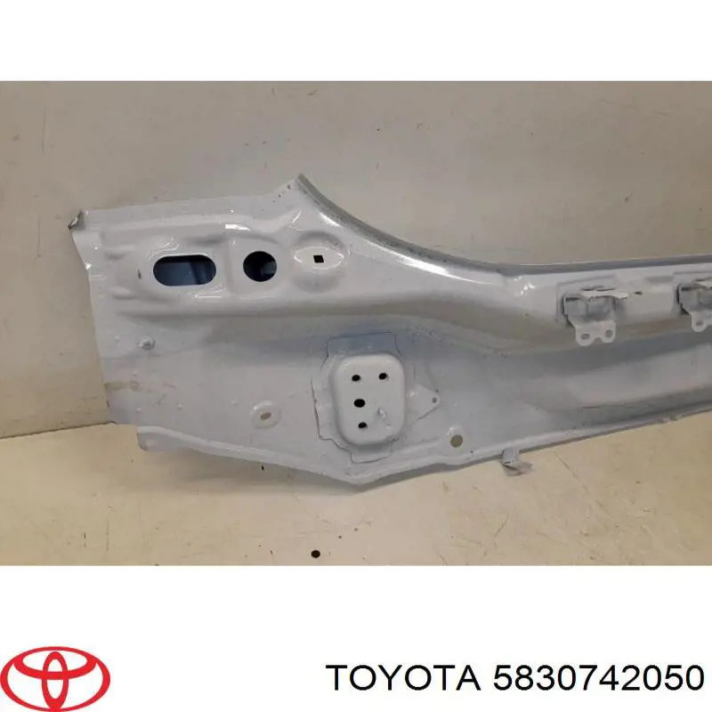 Панель багажного отсека задняя на Toyota RAV4 V 