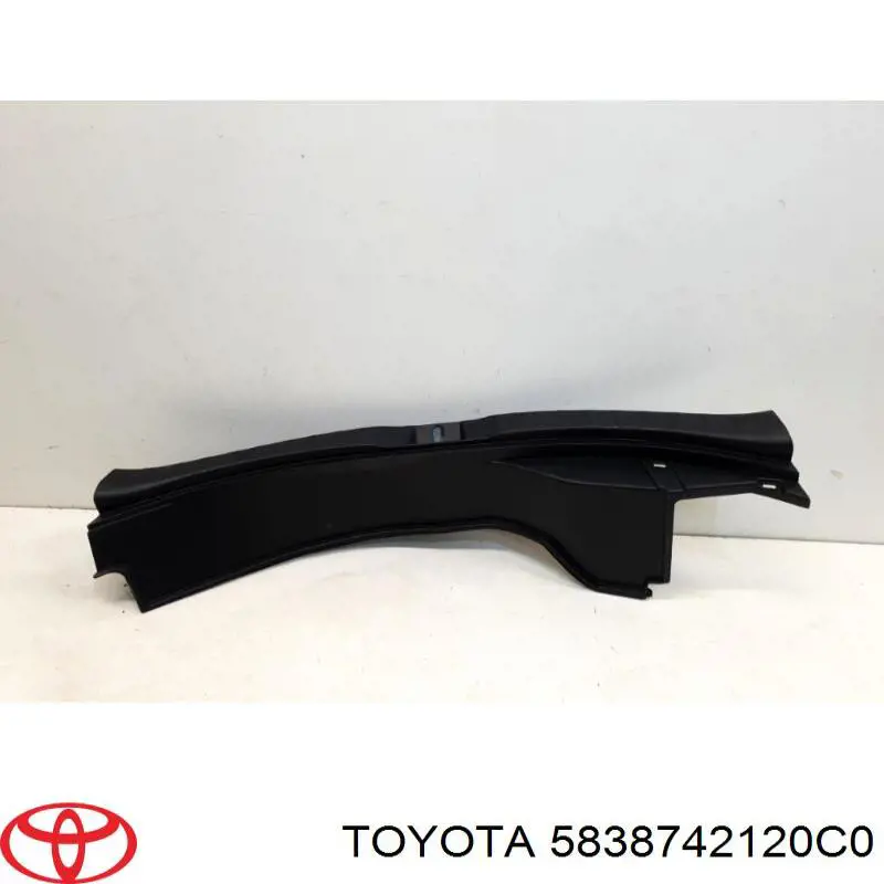 Облицовка задней панели багажника Toyota 5838742120C0 цена, от 3759.74 UAH
